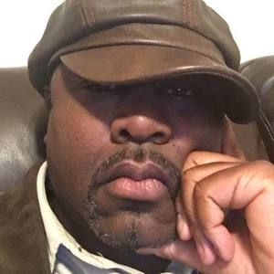 Meet your Posher, Marlon